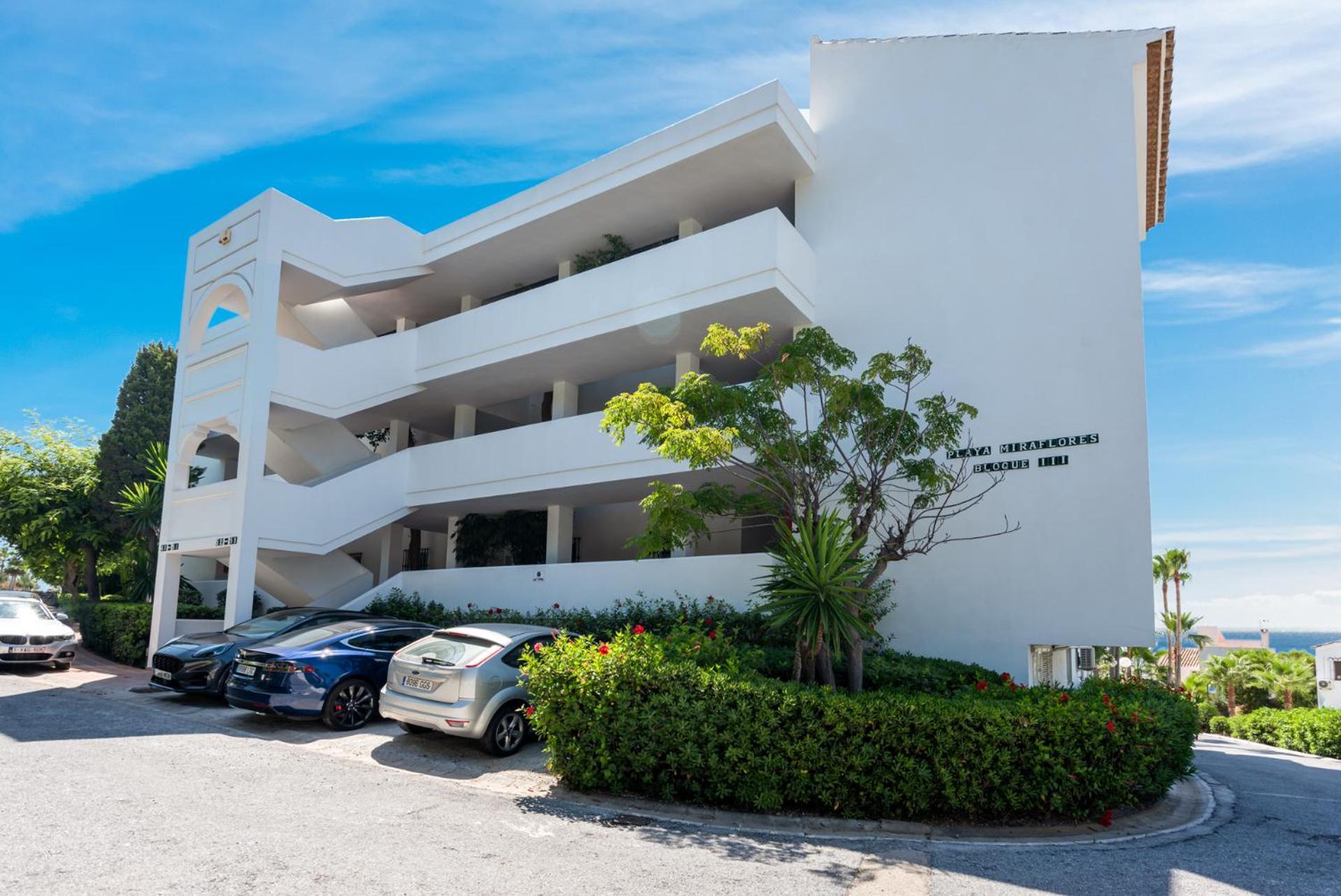 Miraflores Apartments By The Beach Costa Del Sol Sitio de Calahonda Esterno foto